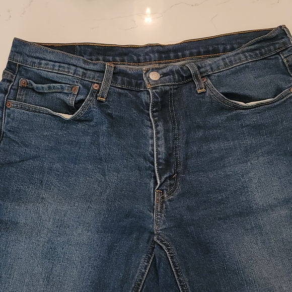 Two Pair of Men's Levi 541 Strauss Jeans - Picture 1 of 6